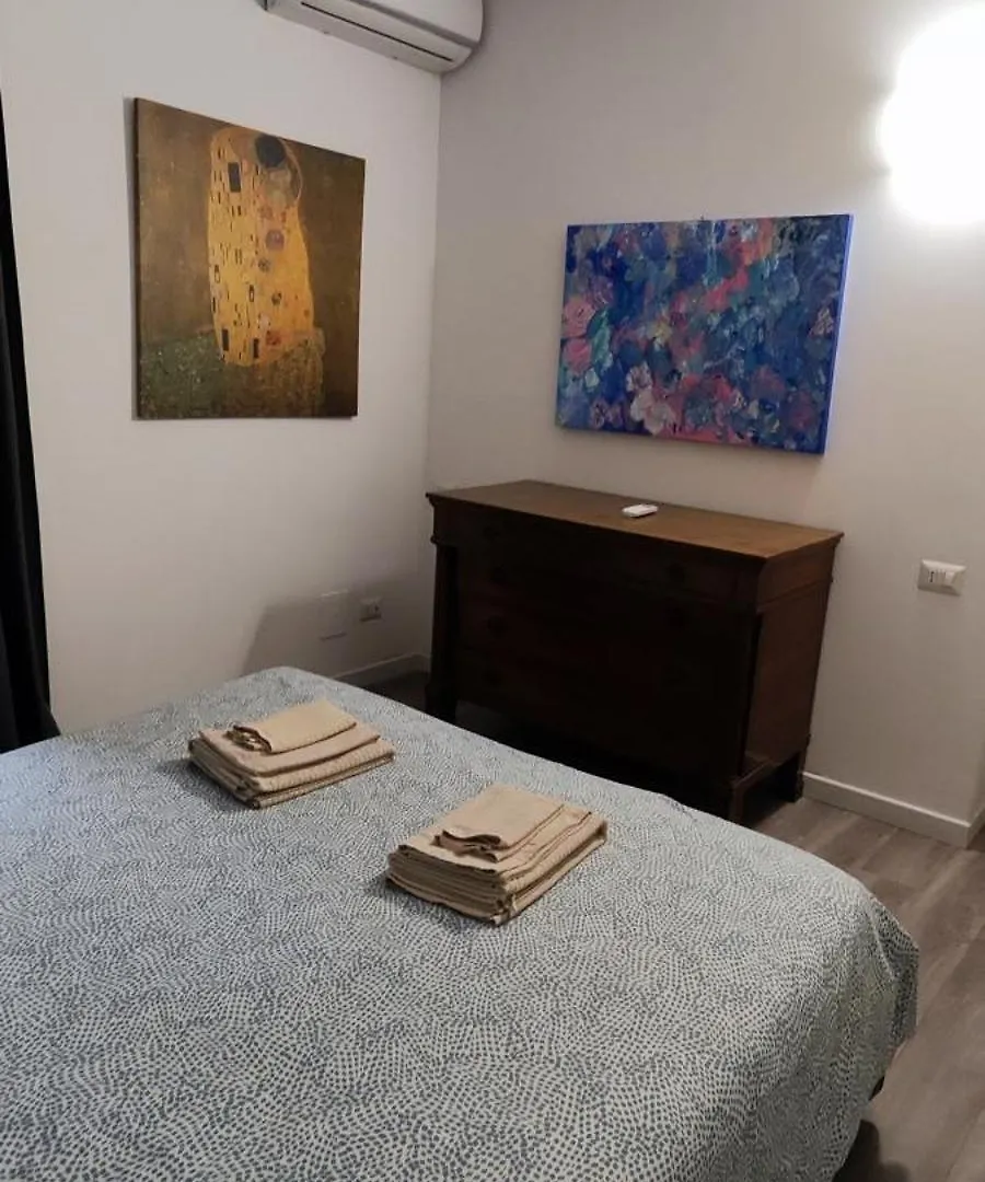 Navigli-Darsena In The Heart Of The City Mediolan Apartament